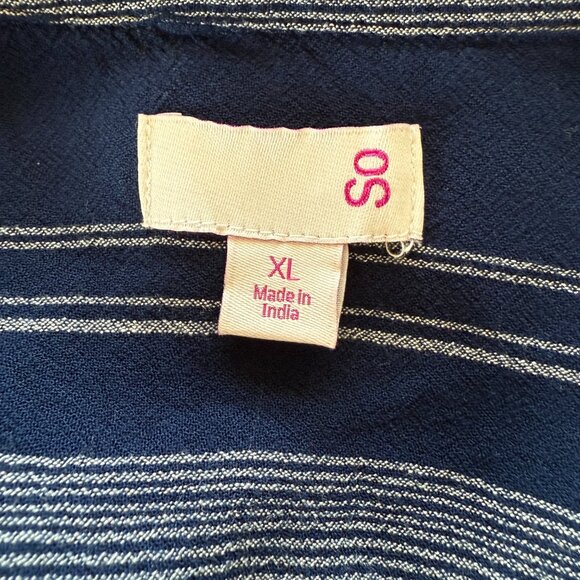 So blue and white striped collared long sleeve button down tie front shirt XL - Picture 7 of 9